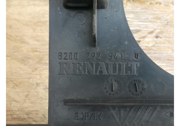 Дефлектор радіатора правий Renault Clio III, Modus, 8200292541 *